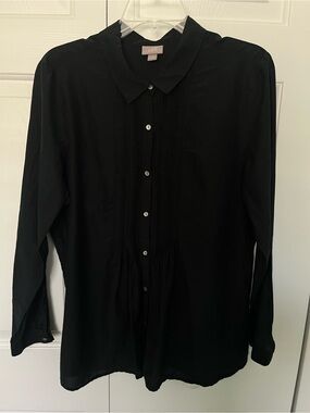 J. Jill Black 70% Cotton 30% Lightweight Silk Blend Button Down Blouse